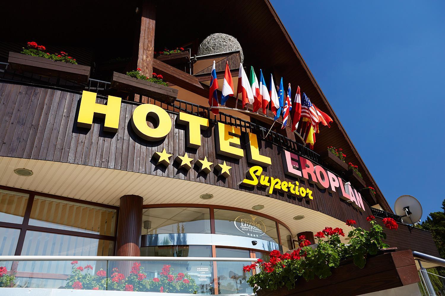 Hotel Eroplan Roznov pod Radhostem Luaran gambar