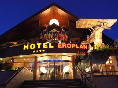 Hotel Eroplan Roznov pod Radhostem Luaran gambar